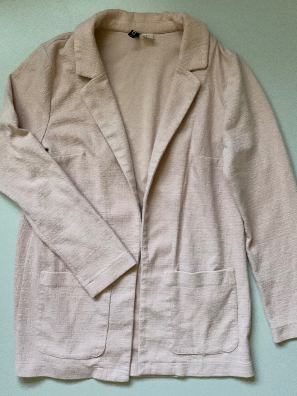 DIVIDED Pastel Pink Loose Fit Long Small Blazer in Good Condition